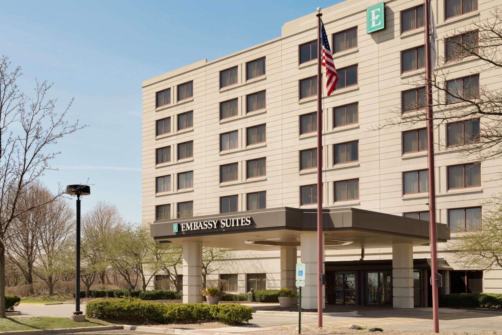 Embassy Suites By Hilton Chicago North Shore Deerfield Exterior photo